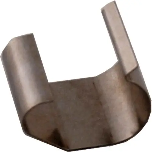 Edelstahlclip mit gebogener Form, möglicherweise für Befestigungszwecke. Typische Anwendung könnte in Geräten von Wolf sein.